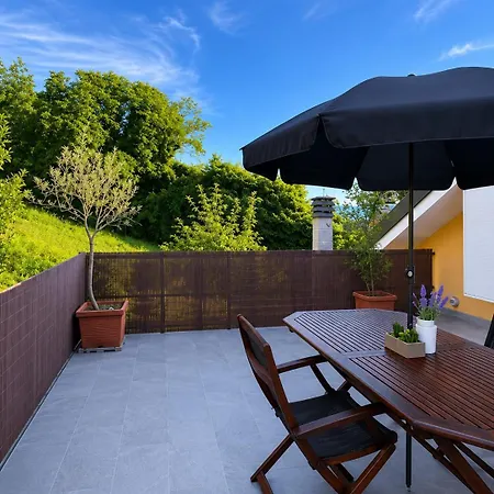 Ca' La Vista Apartment